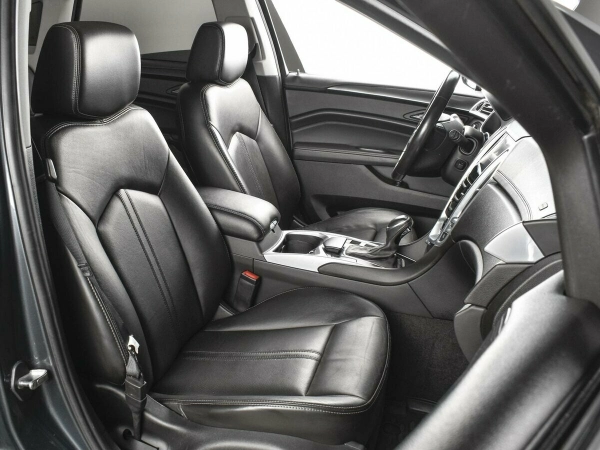 Cadillac SRX, II Рестайлинг фото №11