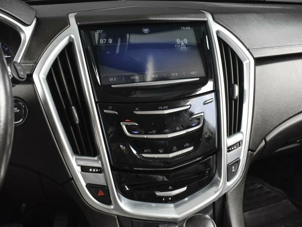 Cadillac SRX, II Рестайлинг фото №12