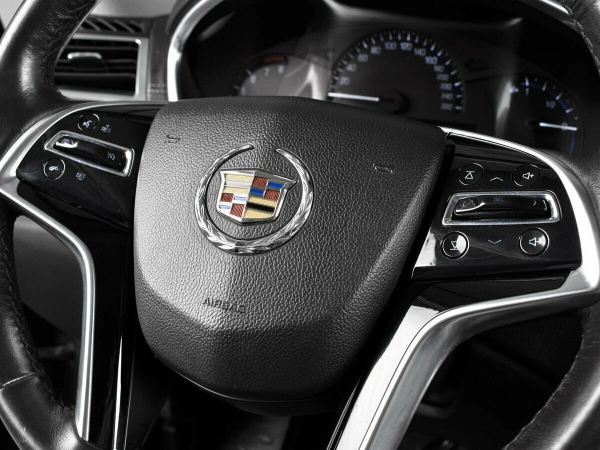 Cadillac SRX, II Рестайлинг фото №14