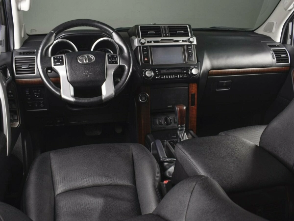 Toyota Land Cruiser Prado, 150 Series Рестайлинг 1 фото №6