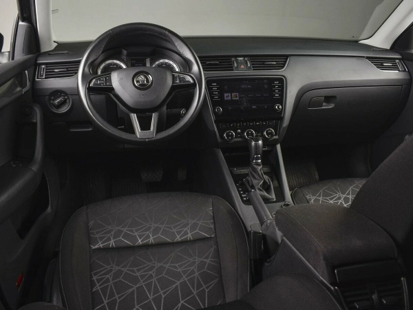 Skoda Octavia, III (A7) Рестайлинг фото №6