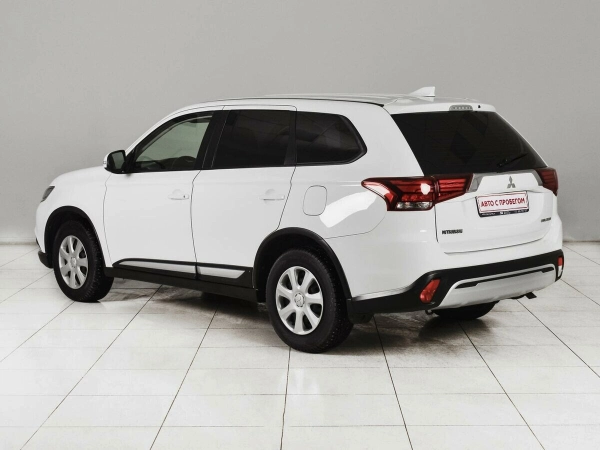Mitsubishi Outlander, III Рестайлинг 3 фото №2