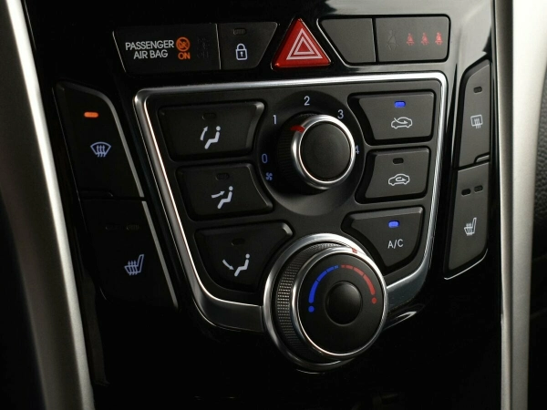 Hyundai i30, II фото №7