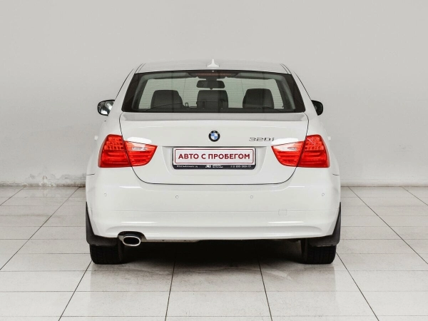 BMW 3 серии, V (E90/E91/E92/E93) Рестайлинг фото №4