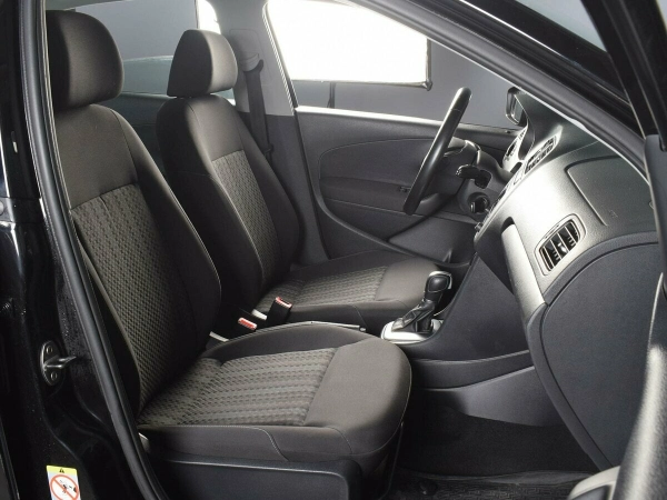 Volkswagen Polo, V Рестайлинг фото №7