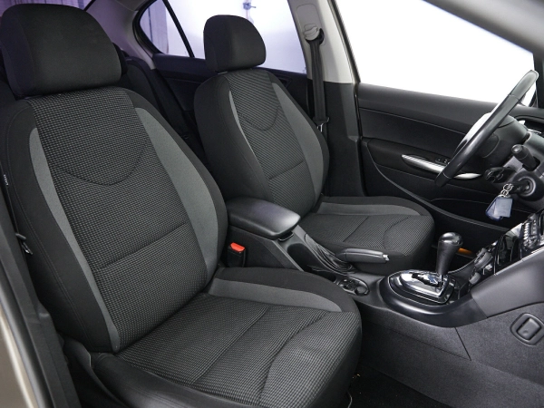 Peugeot 408, I фото №10