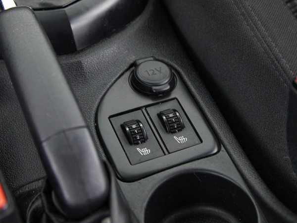 Peugeot 408, I фото №12