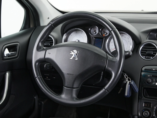 Peugeot 408, I фото №14