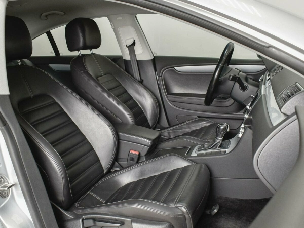 Volkswagen Passat CC, I Рестайлинг фото №7