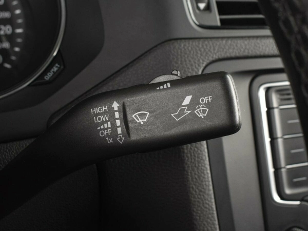 Volkswagen Jetta, VI Рестайлинг фото №14