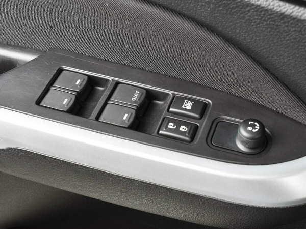 Suzuki Vitara, II фото №9