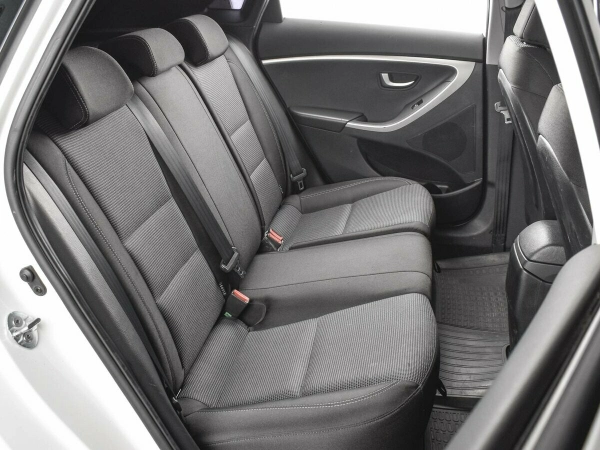 Hyundai i30, II фото №16