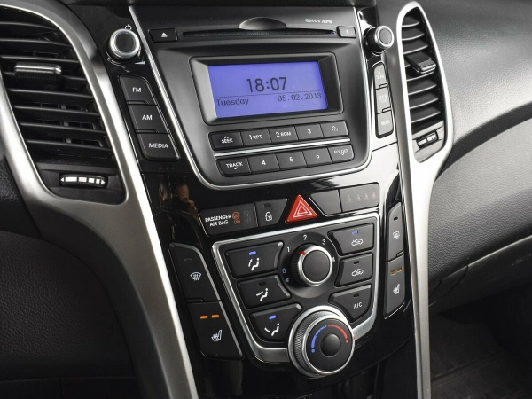 Hyundai i30, II фото №8