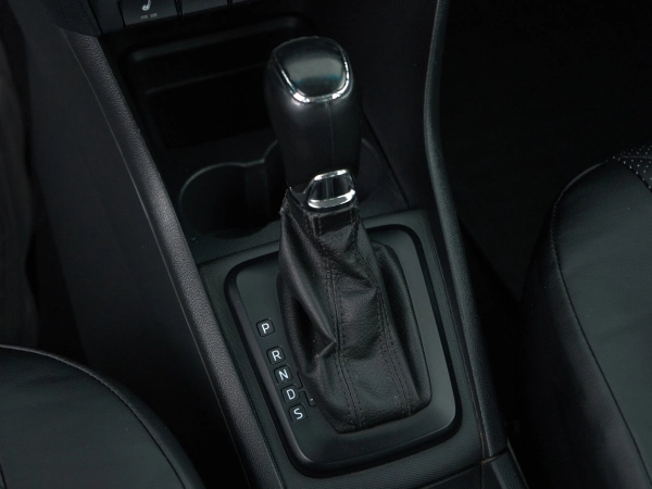 Skoda Rapid, I фото №16