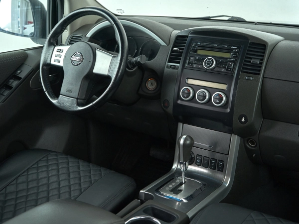 Nissan Pathfinder, III Рестайлинг фото №11