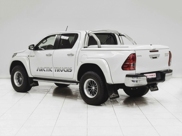 Toyota Hilux, VIII фото №2