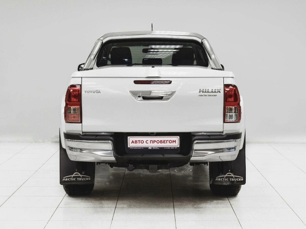 Toyota Hilux, VIII фото №4