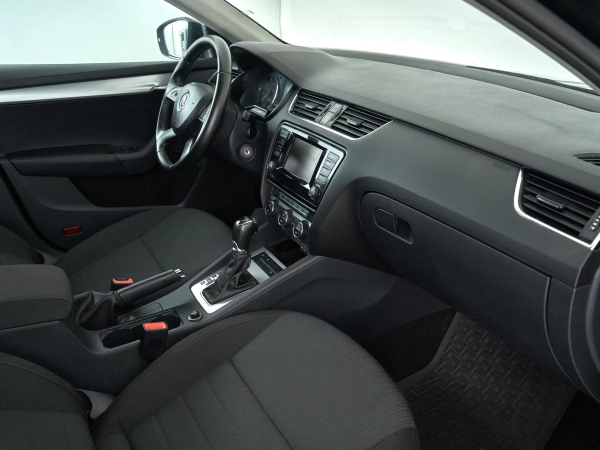 Skoda Octavia, III (A7) фото №12