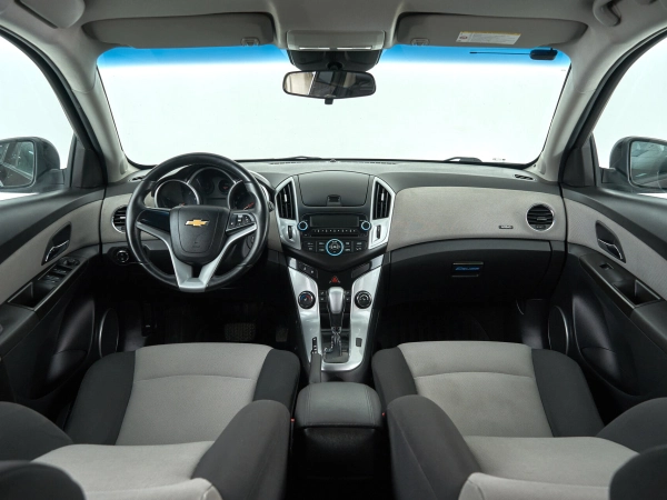 Chevrolet Cruze, I Рестайлинг фото №8