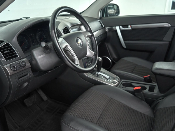 Chevrolet Captiva, I Рестайлинг фото №13
