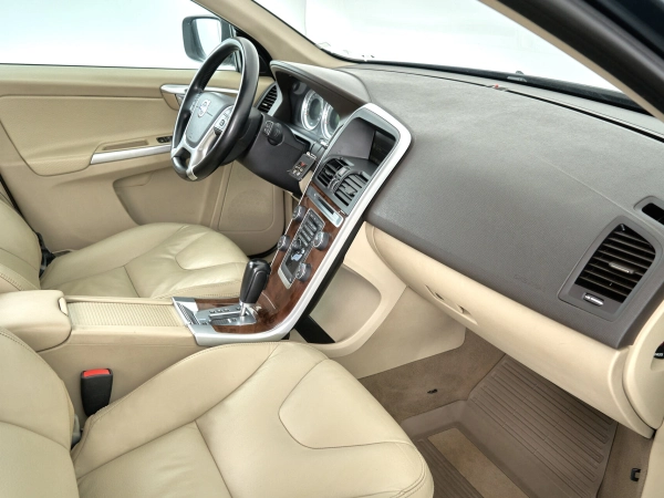 Volvo XC60, I фото №13