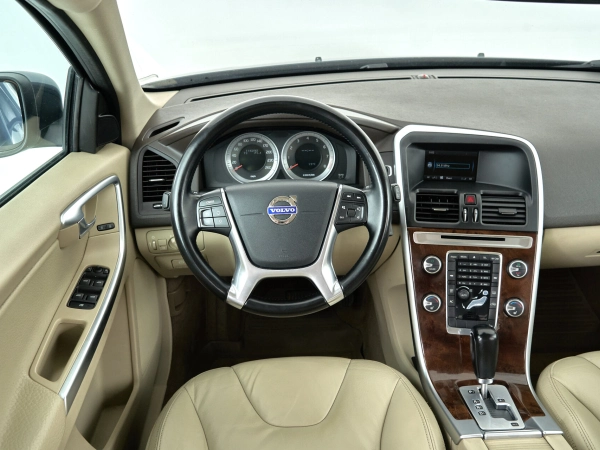 Volvo XC60, I фото №15