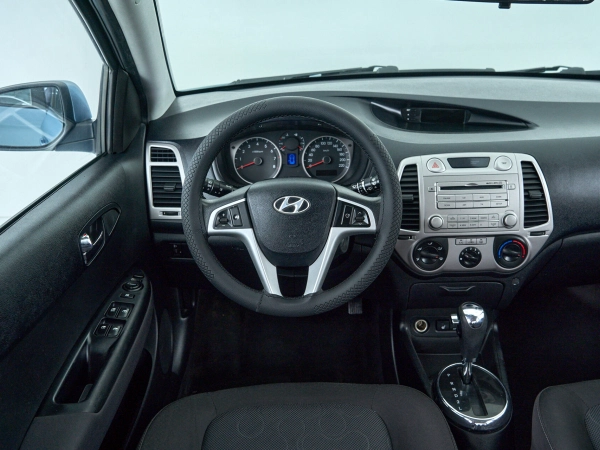 Hyundai i20, I фото №10