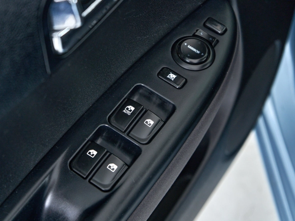 Hyundai i20, I фото №14