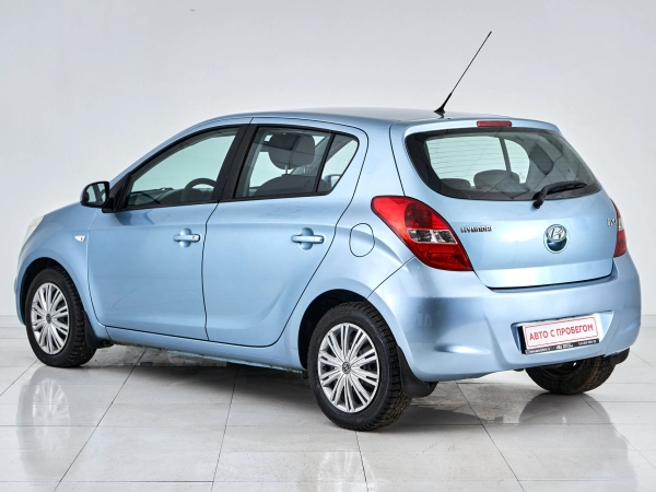 Hyundai i20, I фото №4