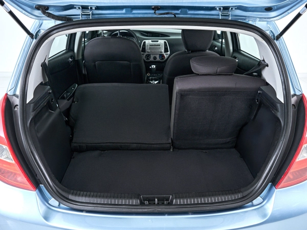 Hyundai i20, I фото №7