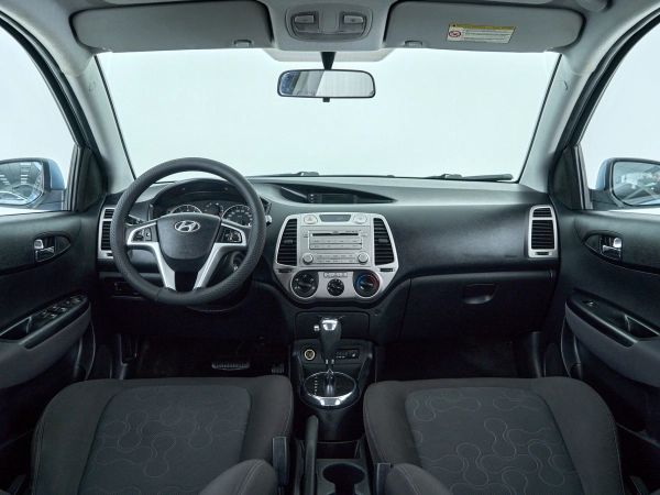 Hyundai i20, I фото №8