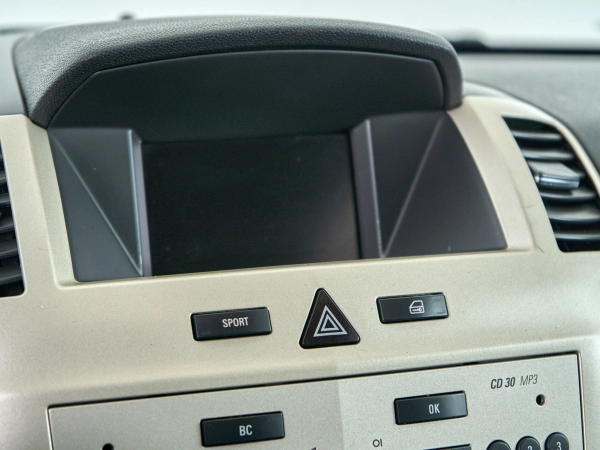 Opel Zafira, B фото №16