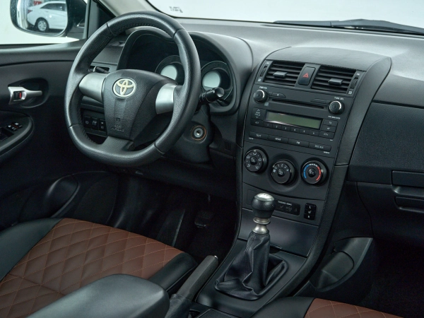 Toyota Corolla, X (E140, E150) Рестайлинг фото №11