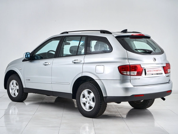SsangYong Kyron, I Рестайлинг фото №4