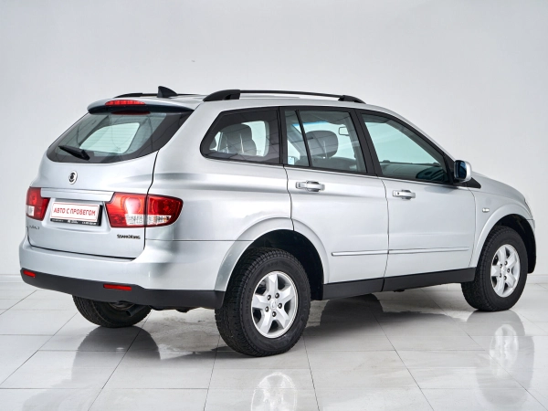 SsangYong Kyron, I Рестайлинг фото №5