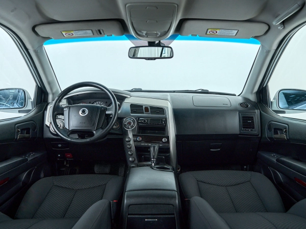 SsangYong Kyron, I Рестайлинг фото №8
