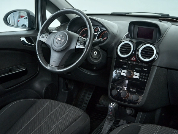 Opel Corsa, D Рестайлинг II фото №11