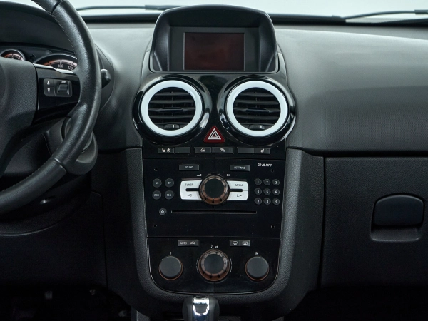 Opel Corsa, D Рестайлинг II фото №9