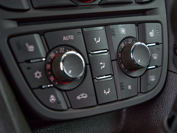 Opel Meriva, B Рестайлинг фото №16