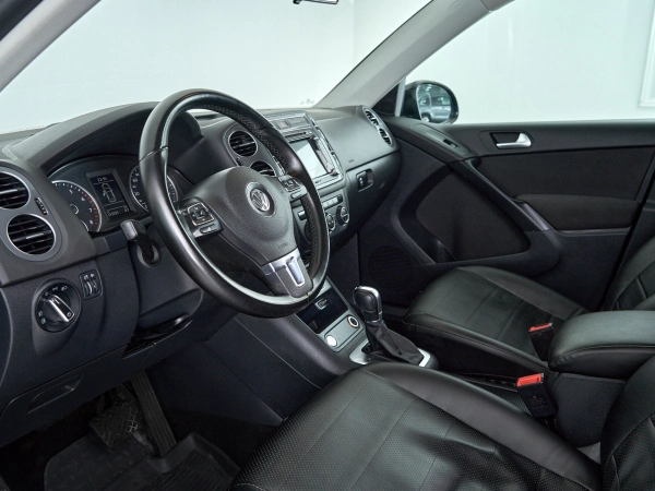 Volkswagen Tiguan, I Рестайлинг фото №11