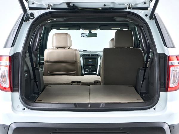 Ford Explorer, V фото №7