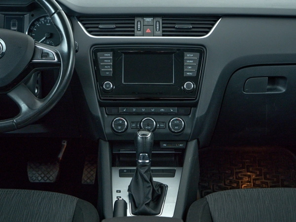 Skoda Octavia, III (A7) фото №9
