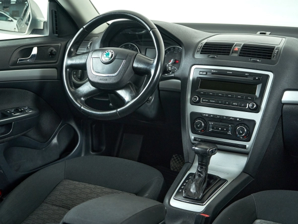Skoda Octavia, II (A5) Рестайлинг фото №11