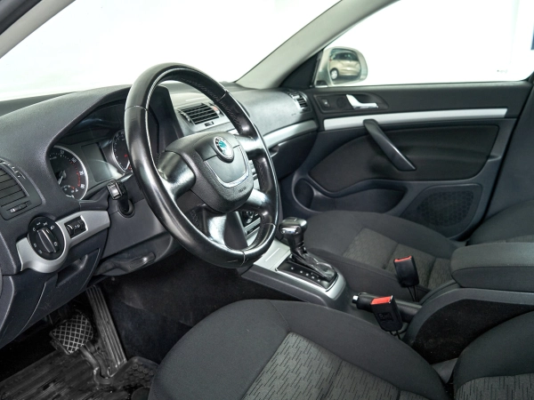 Skoda Octavia, II (A5) Рестайлинг фото №13