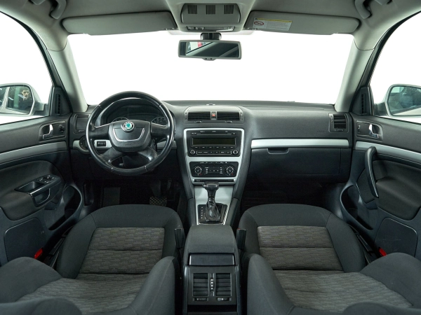 Skoda Octavia, II (A5) Рестайлинг фото №8