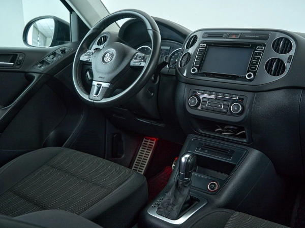 Volkswagen Tiguan, I Рестайлинг фото №11