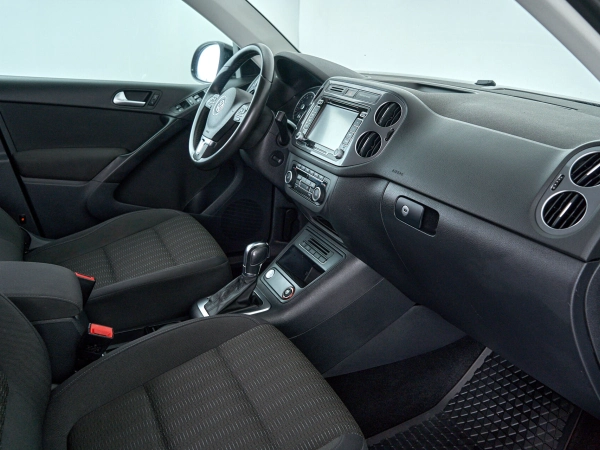 Volkswagen Tiguan, I Рестайлинг фото №12
