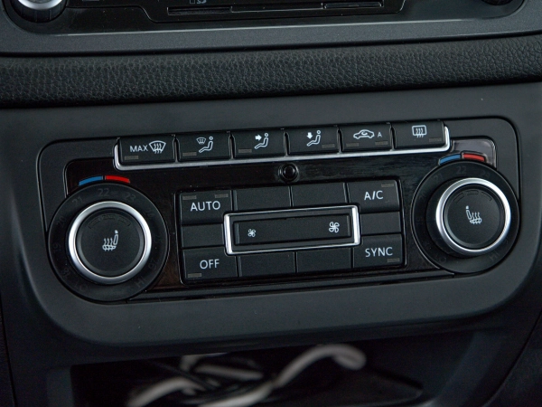Volkswagen Tiguan, I Рестайлинг фото №16