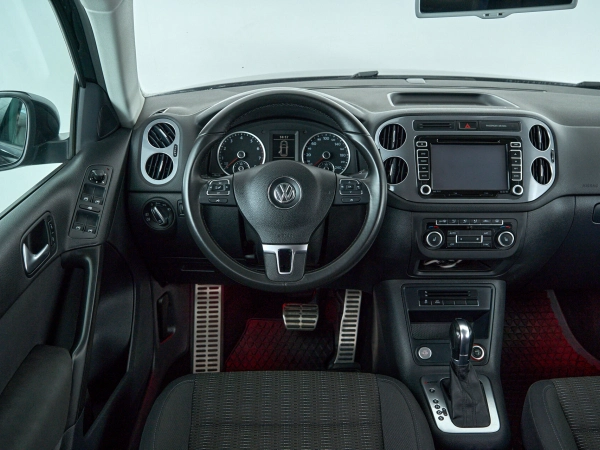 Volkswagen Tiguan, I Рестайлинг фото №9