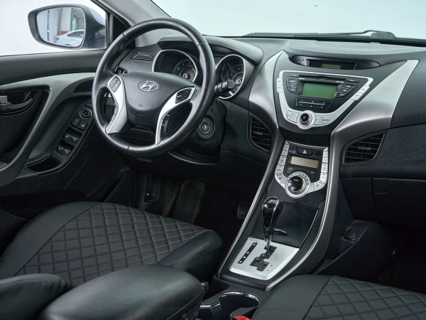 Hyundai Avante, V фото №11